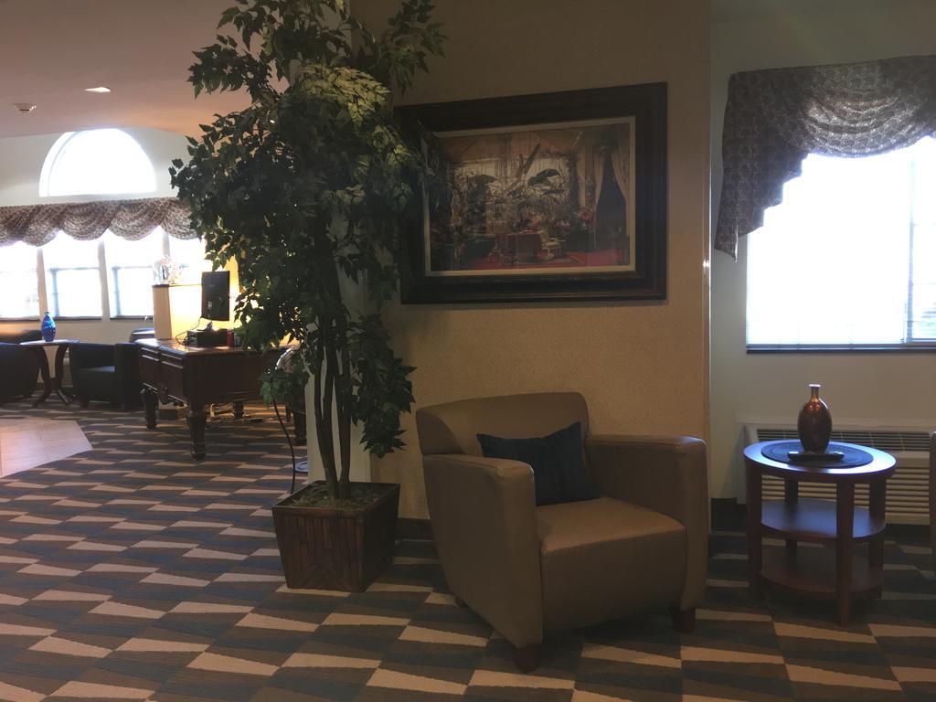Microtel Inn & Suites By Wyndham Indianapolis Airport מראה חיצוני תמונה