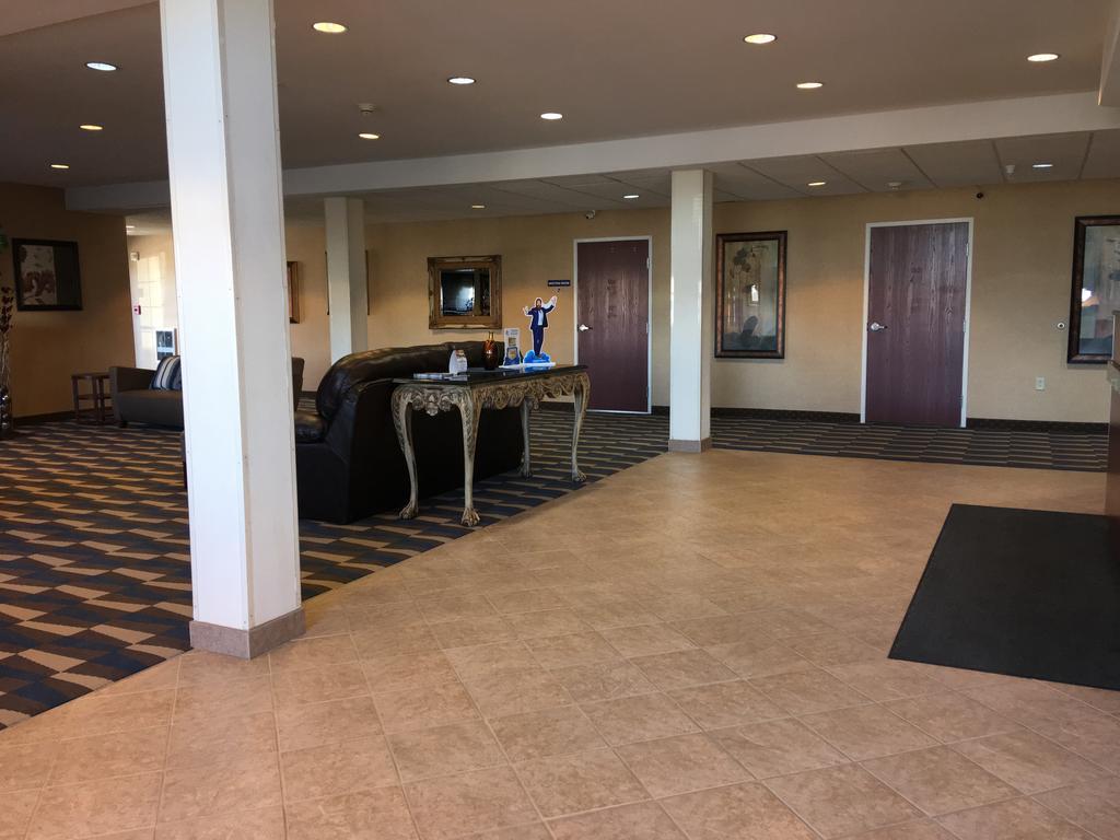 Microtel Inn & Suites By Wyndham Indianapolis Airport מראה חיצוני תמונה