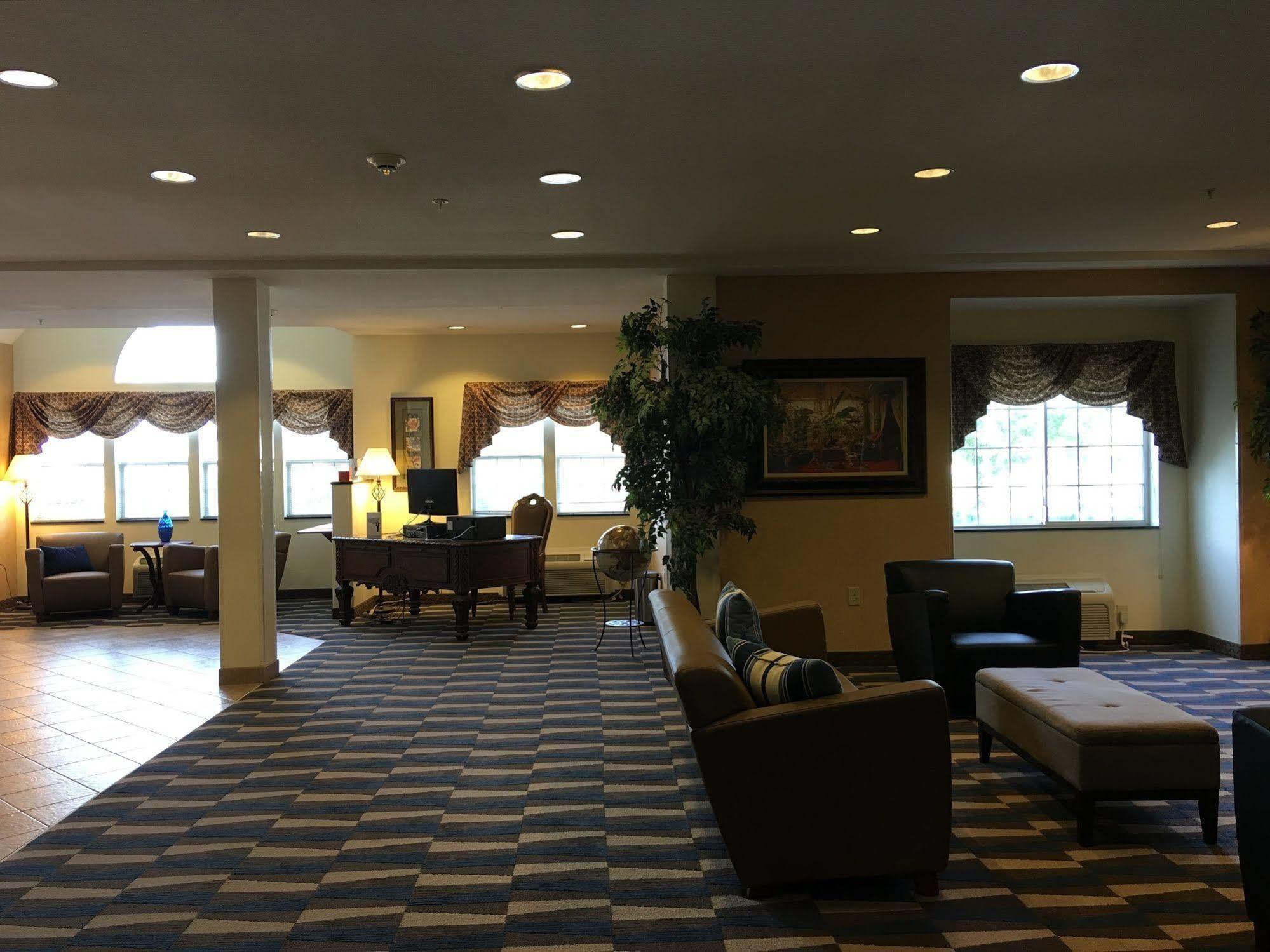 Microtel Inn & Suites By Wyndham Indianapolis Airport מראה חיצוני תמונה